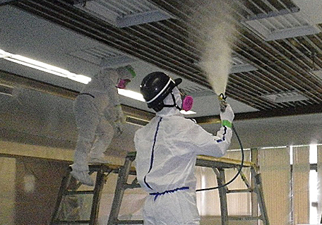アスベスト除去工事
